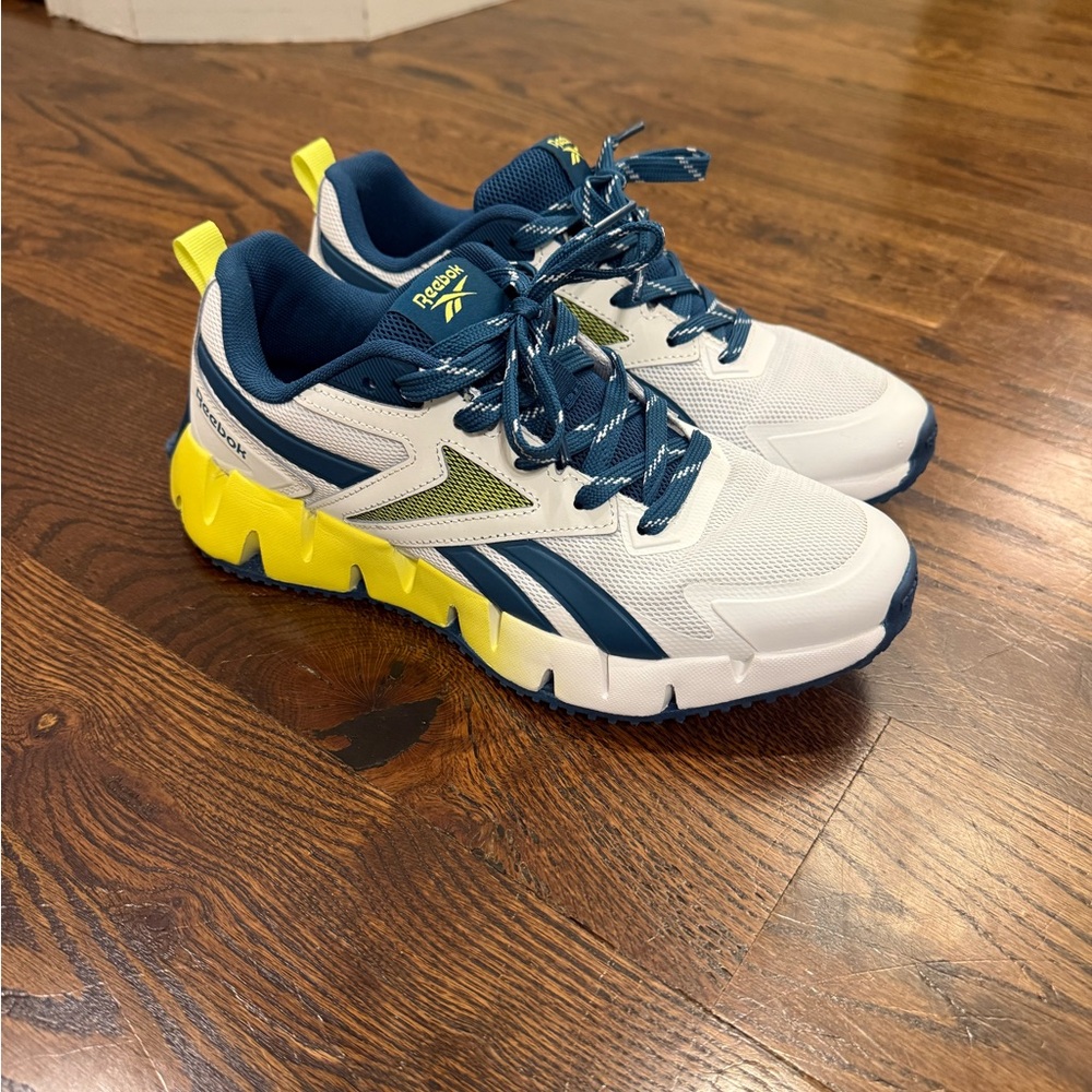 Reebok Shoes - White and Blue